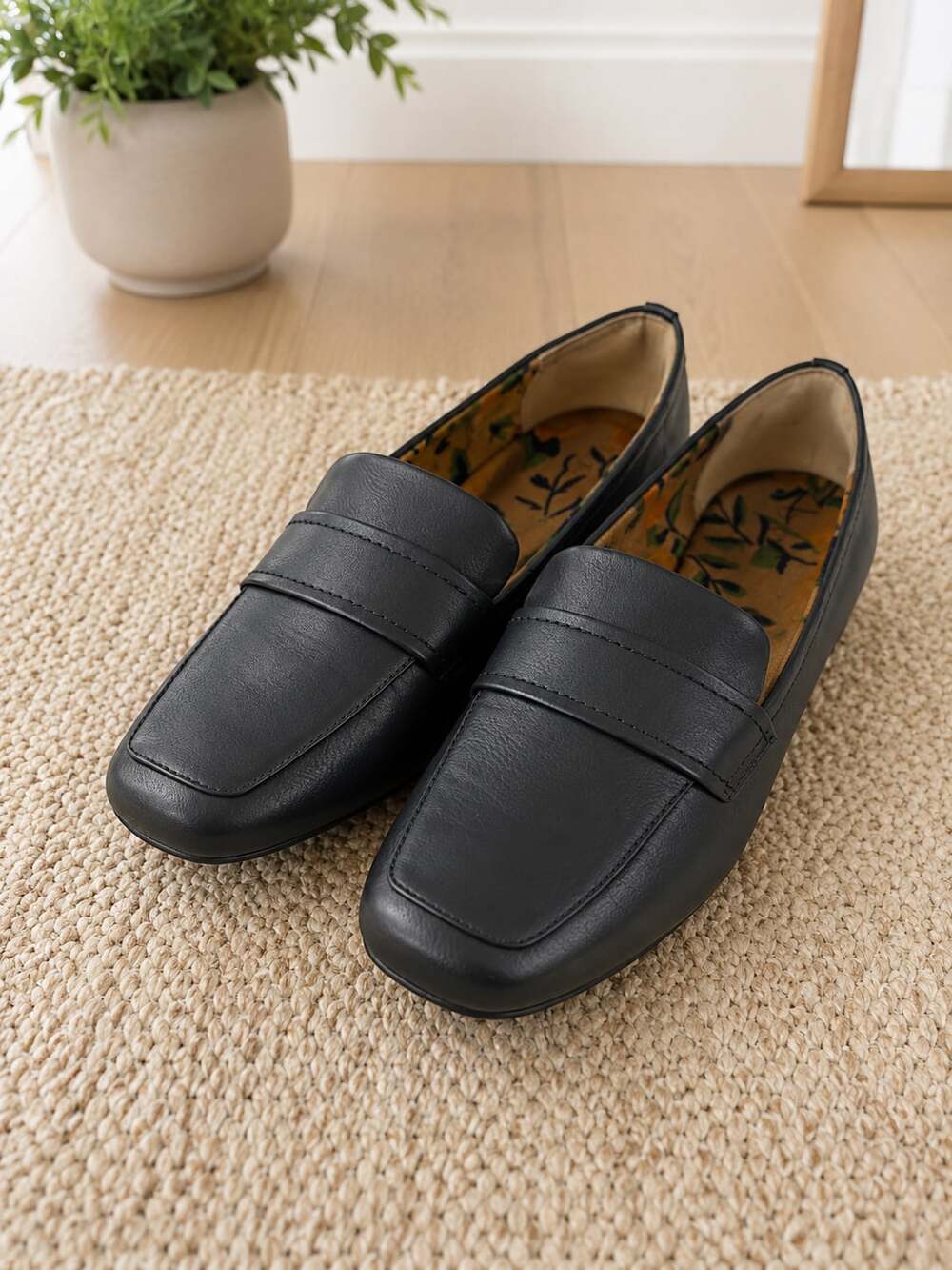 b.o.c. by Born Piper Loafer Black Memory Foam Flats Women’s Size 11M Comfort